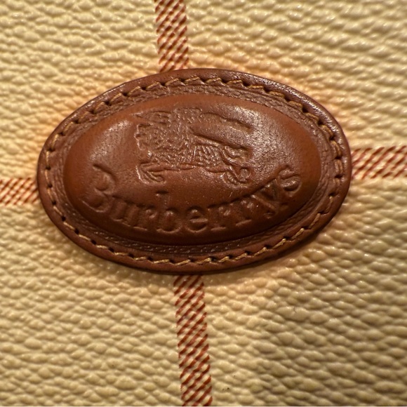 Authentic Brurberry Vintage Bifold Wallet in Haymarket Check - Picture 2 of 16